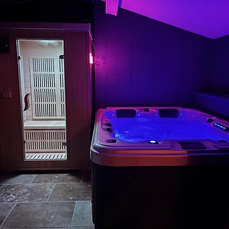 L'entre Nous Thairé